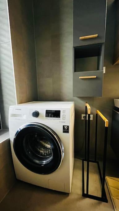 Apartment Holesovice, Garden, Garage ปราก ภายนอก รูปภาพ